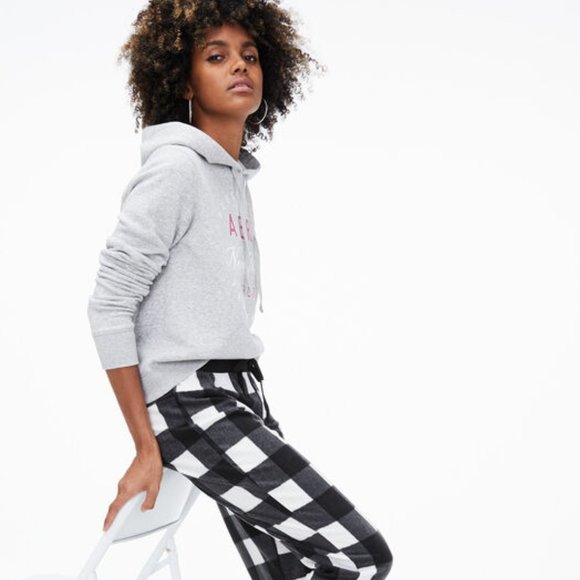 NWT Pink and White Aeropostale Sweatshirt - Picture 3 of 7